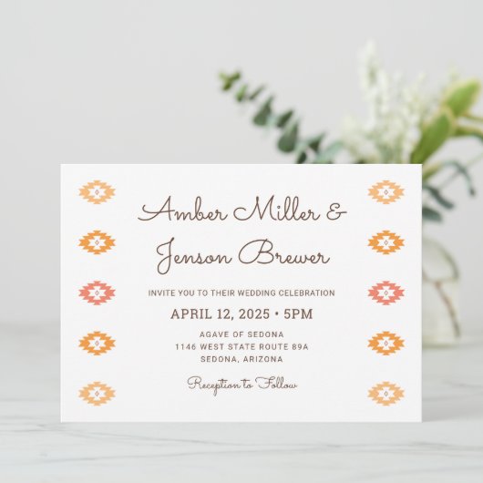 Desert Chic Sedona bruiloft uitnodiging (Staand voorkant)