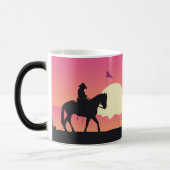 Desert Cowboy Ride – Sunset Silhouette Magische Mok (Links)