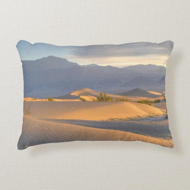 Desert Dawn Decoratief Kussen (Voorkant)