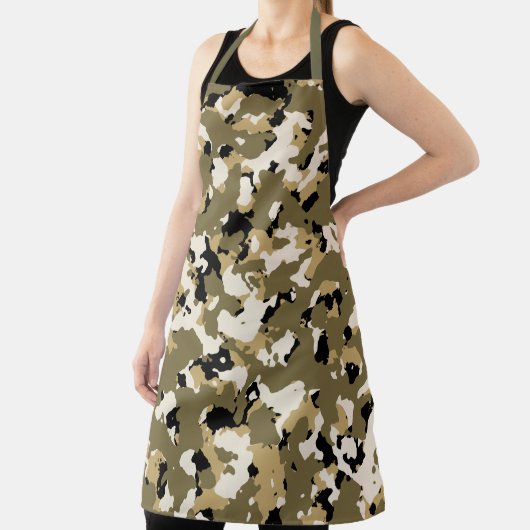 Desert Sand Camo Schort (Insitu)