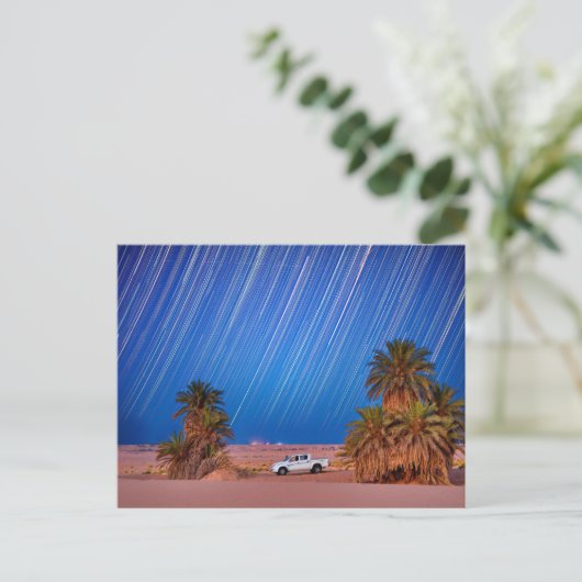 Desert Star Trails: Palm Trees & Pickup Truck Nigh Briefkaart (Staand voorkant)