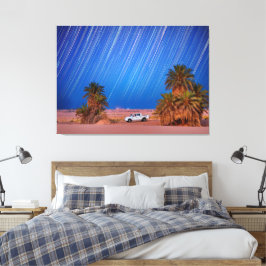 Desert Star Trails: Palmbomen en pick-up truck nac Canvas Afdruk