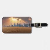 Deserts Dubai's Skyline View from Sand Dune Bagagelabel (Voorkant horizontaal)