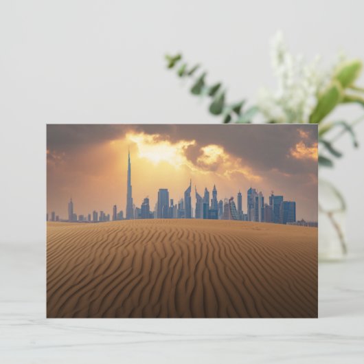 Deserts Dubai's Skyline View from Sand Dune Bedankkaart (Staand voorkant)