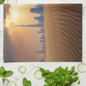 Deserts Dubai's Skyline View from Sand Dune Theedoek (Gevouwen)