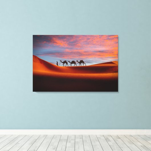 Deserts Man & Camels in the Sand Dunes Canvas Afdruk (Insitu (Houten vloer))