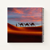 Deserts Man & Camels in the Sand Dunes Notitieboek (Achterkant)
