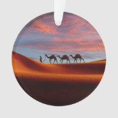 Deserts Man & Camels in the Sand Dunes Ornament (voorkant)
