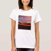 Deserts Man & Camels in the Sand Dunes T-shirt (Voorkant)