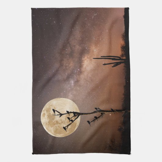 Deserts Saguaro Cactus With Birds in Desert Theedoek (Verticaal)