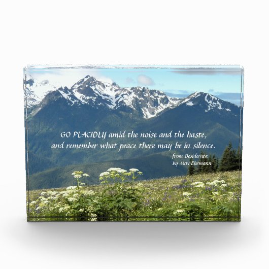 Desiderata Verse Bergen en weide landschap Fotoblokken (Voorkant)