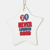 design van 21 jaar oud keramisch ornament (Links)