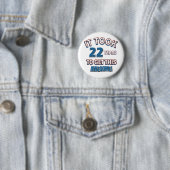 design van 22 jaar oud ronde button 5,7 cm (In situ)
