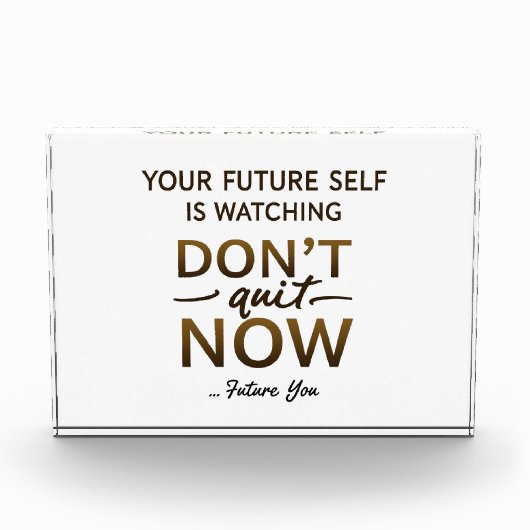 Desk Motivatie Acryl Blok – Niet Stoppen Nu Quo (Voorkant)