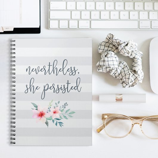 Desondanks bleef ze bestaan notitieboek