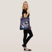 Desondanks bleef ze bestaan tote bag (Op model)