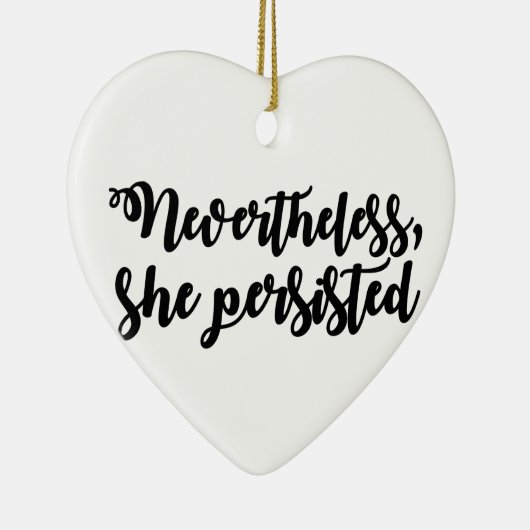 Desondanks bleef ze bij keramisch ornament (Rechts)