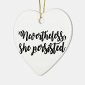 Desondanks bleef ze bij keramisch ornament (Links)