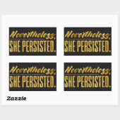 Desondanks bleef ze bij rechthoekige sticker (Vel)