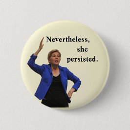 Desondanks bleef ze bij ronde button 5,7 cm