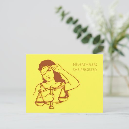 Desondanks hield ze aan (geel) briefkaart (Staand voorkant)