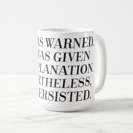 Desondanks hield ze de mok voort (Voorkant rechts)