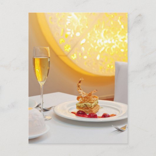 Dessert in restaurant briefkaart (Voorkant)