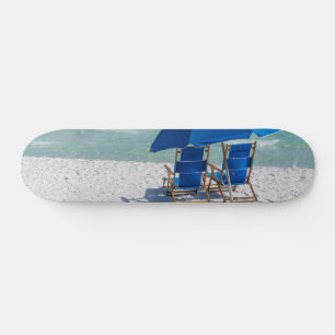 Destin Florida stoelen en paraplu skateboard