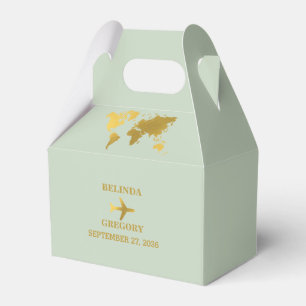 Destination Wedding World Passport Sage Green Gold Bedankdoosjes