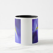 Detailopname van een Blue Flag iris. Mok (Midden)