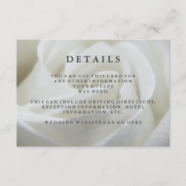Details van de Elegant White Rose Wedding Guest Informatiekaartje