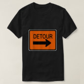 Detour Sign Simple Halloween-kostuum T-shirt (Design voorkant)