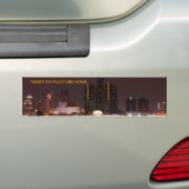 Detroit_Night_Skyline, ER IS GEEN PLAATS ZOALS THU Bumpersticker (Op auto)