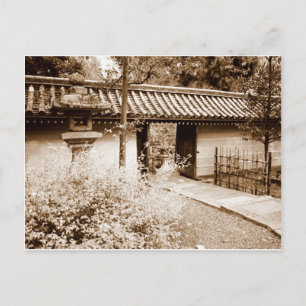 Deur in een Japanse muur Briefkaart