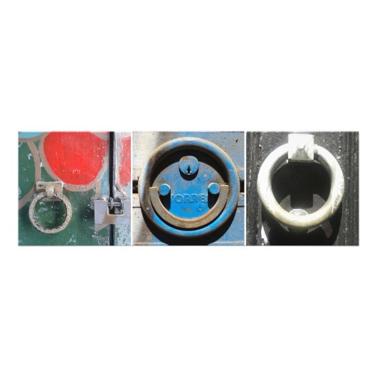 Deurklopper is in het labyrint, Barcelona Foto Afdruk (Voorkant)