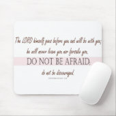 Deuteronomium 31:8 De Heer gaat voor u uit Muismat (Met muis)