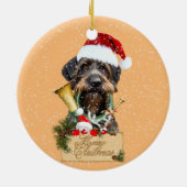Deutsch Drahthaar, vrolijk kerstfeest! MagnetButto Keramisch Ornament (Achterkant)