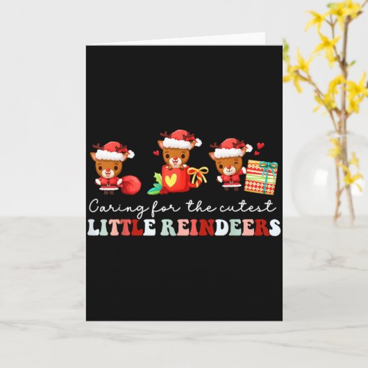 Devdoxtee Caring For The Cutest Reindeers Mother B Kaart (Gele Bloem)