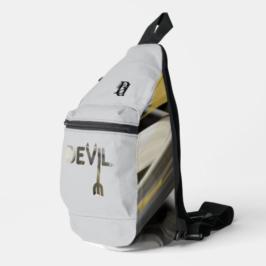 DEVIL Witte Sling Bag Trend Abstract Zwart Goud (Rechterhoek)