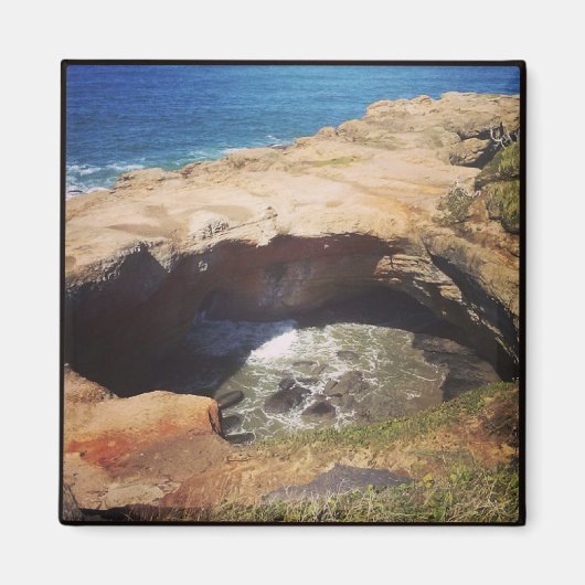 Devil's Punchbowl Magneet (Voorkant)