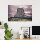 Devils Tower Amazing Clouds Poster (Thuiskantoor)