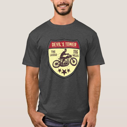 Devil's Tower Road- de lasso Motorcycle road trip T-shirt (Voorkant)