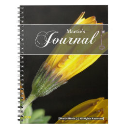 Dew op een Yellow Daisy Journal Notitieboek