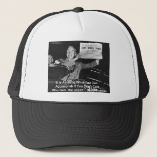 Dewey Verslaat Truman Grappige Cadeaus T-shirts Kn Trucker Pet