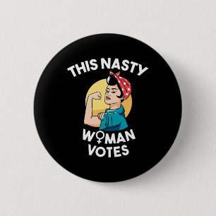 Deze akelige vrouw stemt feministisch op Biden en Ronde Button 5,7 Cm
