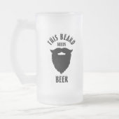 Deze baard heeft bier nodig, matglas bierpul (Links)