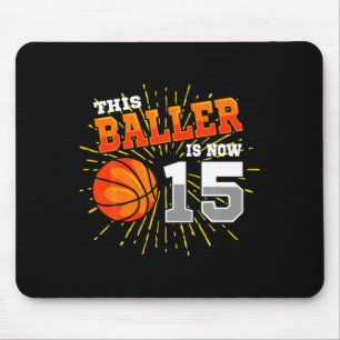 Deze basketballer is 15 basketbal 15e verjaardag t muismat