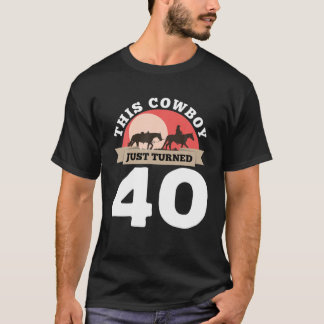 Deze cowboy maakte 40 tot 40 jaar paard R. T-shirt