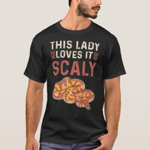 Deze dame houdt van het schitterende koninklijke p t-shirt