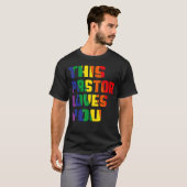Deze dominee houdt van je trots LGBT Trotse Ally G T-shirt (Voorkant volledig)